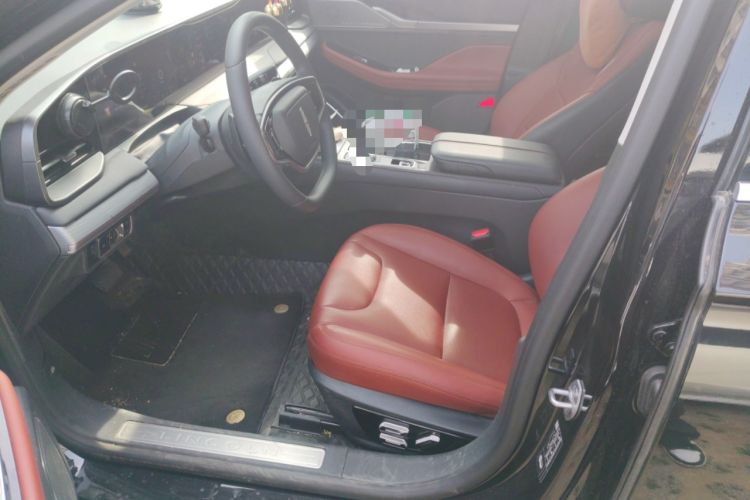 Used Lincoln Z 2025 2.0T Prestige Edition Left Front Seat