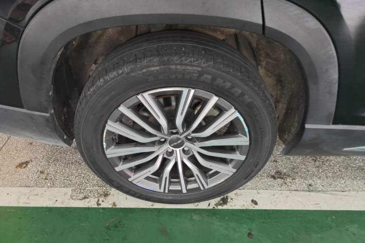Used JETOUR X90 PLUS 2024 1.6TD DCT Villa PRO 7-Seater
