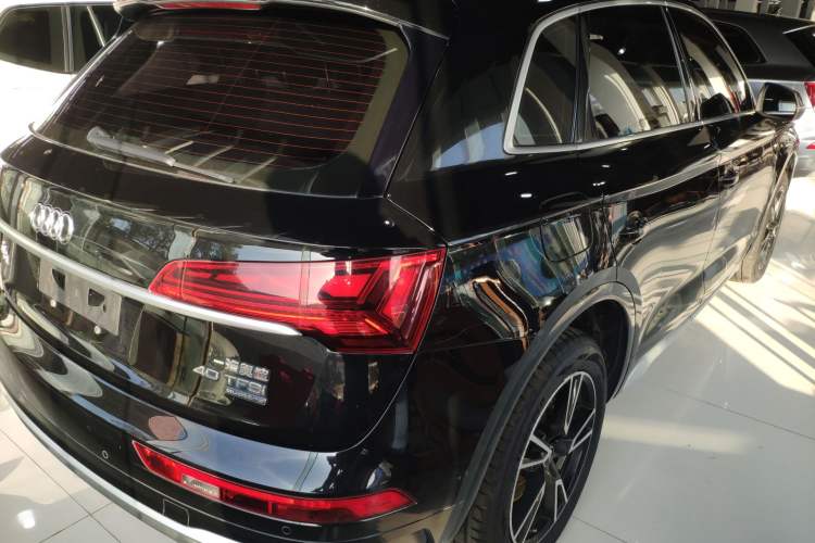 Used Audi Q5L 2021 40 TFSI Fashion Dynamic Model