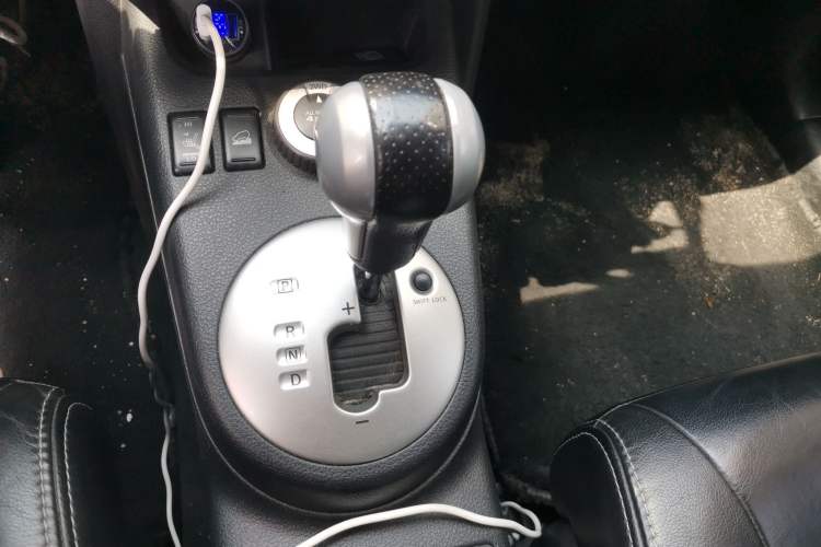 Used Nissan X-Trail 2010 2.5L CVT Luxury Edition 4WD
