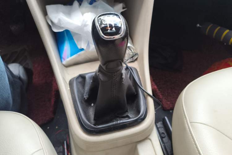 Used Skoda Rapid 2013 1.6L Manual Smart Selection Model
