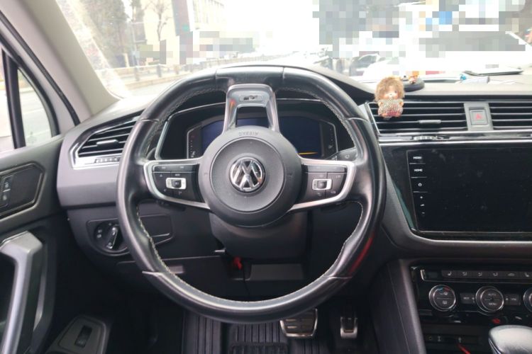 Used Volkswagen Tiguan L 2019 330TSI Automatic Two-Wheel Drive R-Line Flagship Edition China V Standard