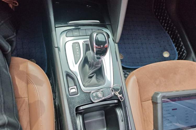 Used Buick Regal 2019 20T Elite Version China VI Standard