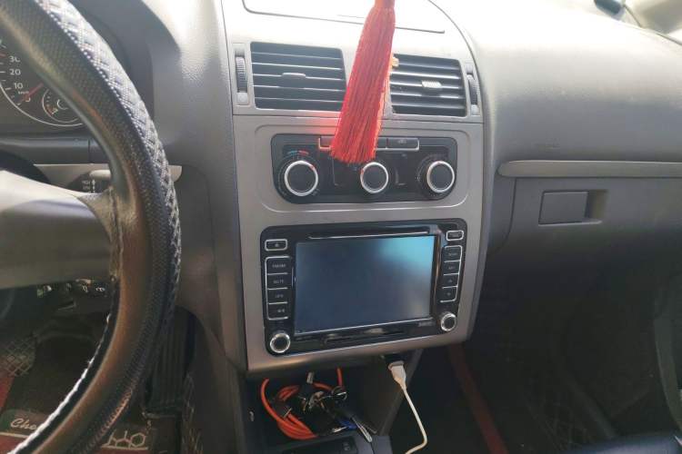 Used Volkswagen Touran 2013 1.4T Manual Fashion Edition 5 Seats