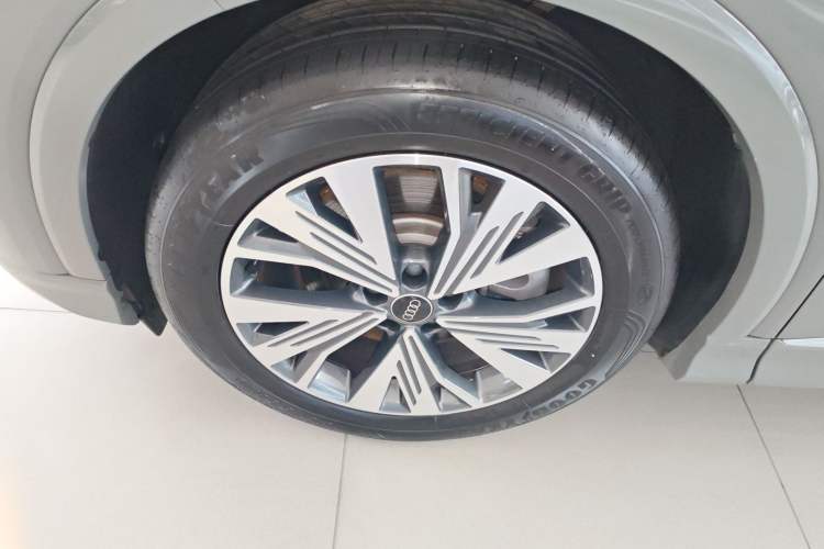 Used Audi Q4 e-tron 2023 40 e-tron Adventure Edition