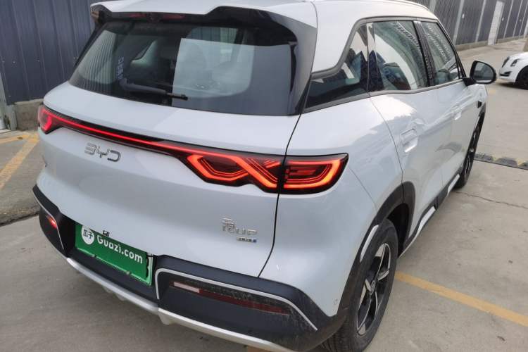 Used BYD Yuan UP 2025 Intelligent Driving Version 401 km Beyond-Range Edition
