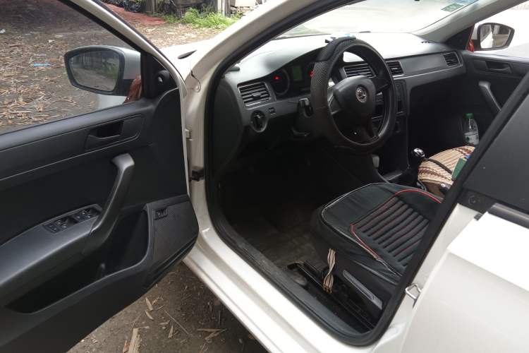 Used Skoda Rapid 2018 1.4L Manual Standard Edition