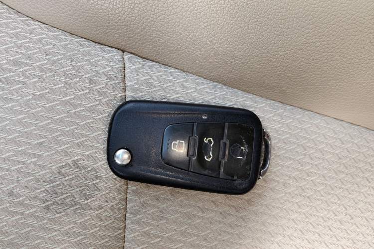 Used Roewe 350 2014 1.5L Manual Swift Edition