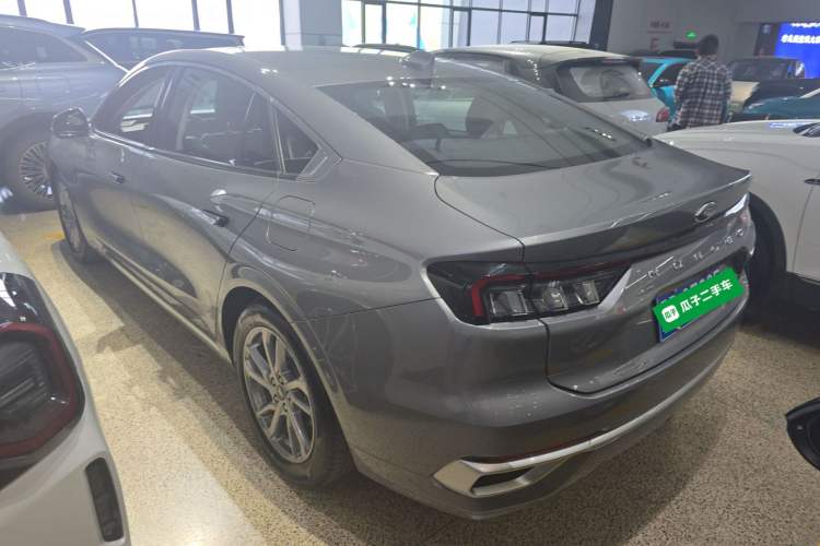 Used Ford Mondeo 2023 EcoBoost 180 Luxury Model
