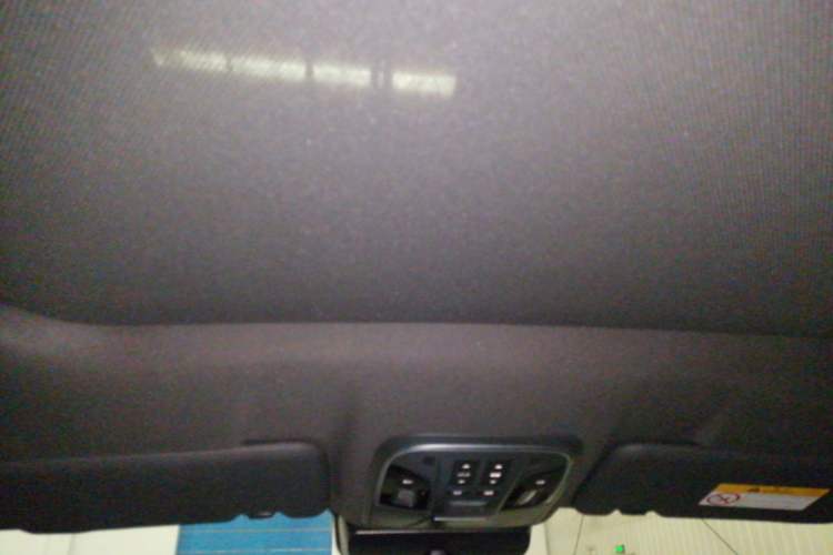 Used Haval H6 2017 Red Label 2.0T Automatic Two-Wheel Drive ZhiShang Model
