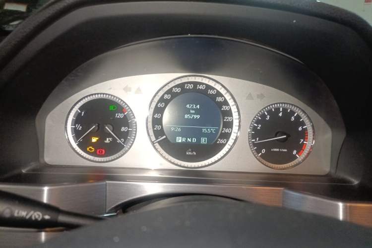Used Mercedes-Benz GLK-Class 2011 GLK 300 4MATIC Fashion Model Instrument Cluster