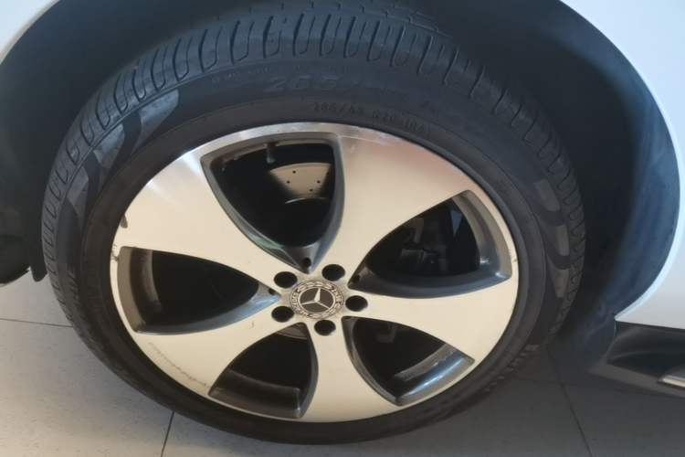 Used Mercedes-Benz GLE 2017 GLE 320 4MATIC Dynamic Model
