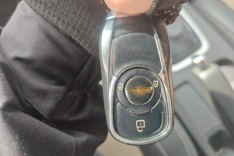 Used Chevrolet Monza 2021 320 Automatic Enjoyment Sunroof Edition
