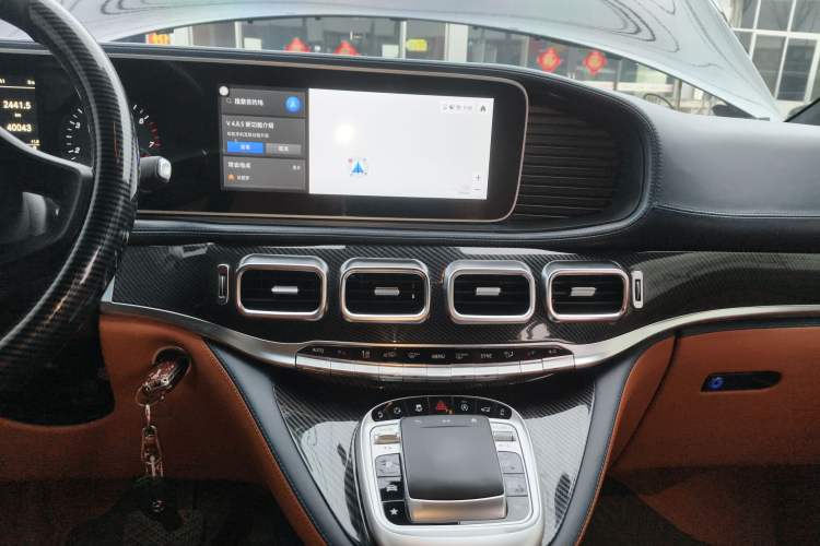 Used Mercedes-Benz Vito 2023 2.0T Elite Version 7 Seats
