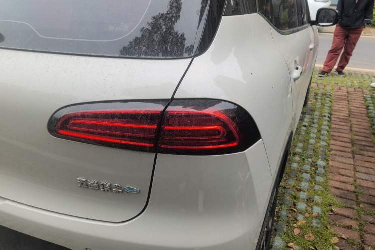 Used Wuling Bingo PLUS 2024 510 km Range 5-Seater Version Exterior 3