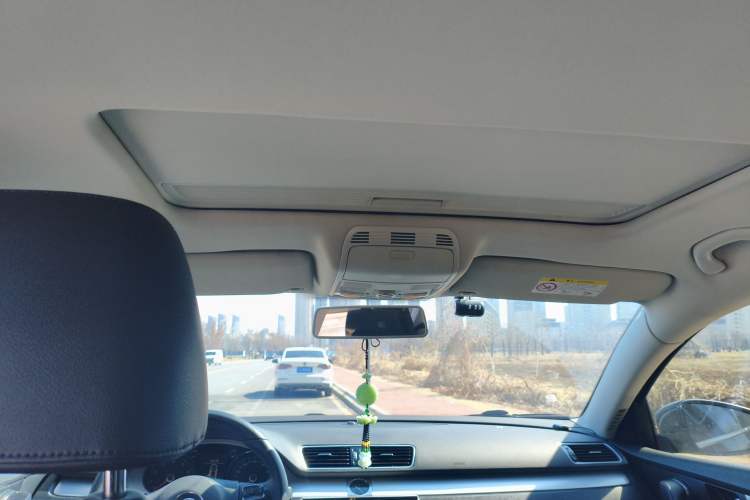 Used Volkswagen Magotan 2016 1.8TSI Smart Enjoyment Leading Model Headliner