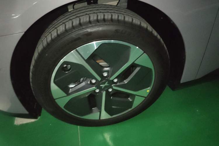 Used XPeng MONA M03 2025 515 Long-Range Plus Left Front Wheel Hub