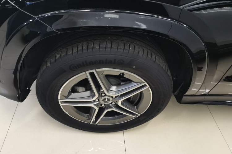 Used Mercedes-Benz GLE 2024 GLE 450 4MATIC Stylish Model
