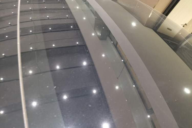 Used Tesla Model 3 2022 Rear-Wheel-Drive Version Roof