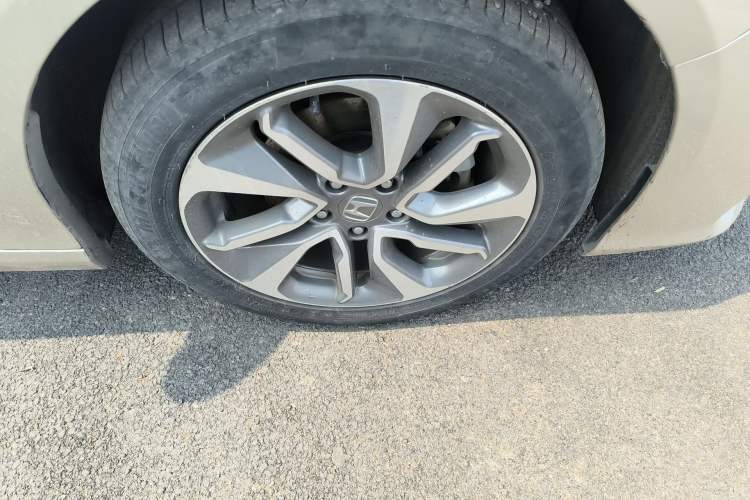 Used Honda Inspire 2019 260TURBO Elite Edition China V Standard Right Front Wheel Hub