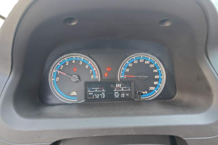 Used Baojun 730 2014 1.5L manual luxury trim 7 seats Instrument Cluster