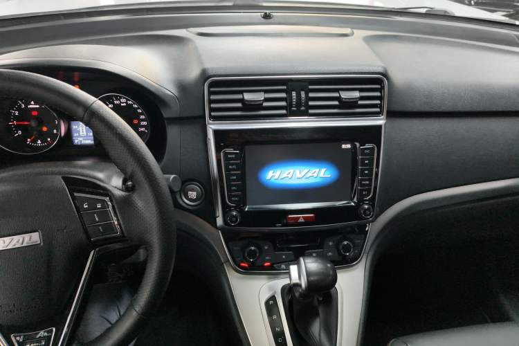 Used Haval M6 2019 1.5T DCT Two-Wheel Drive Value Edition China VI Standard Audio And AC Panel