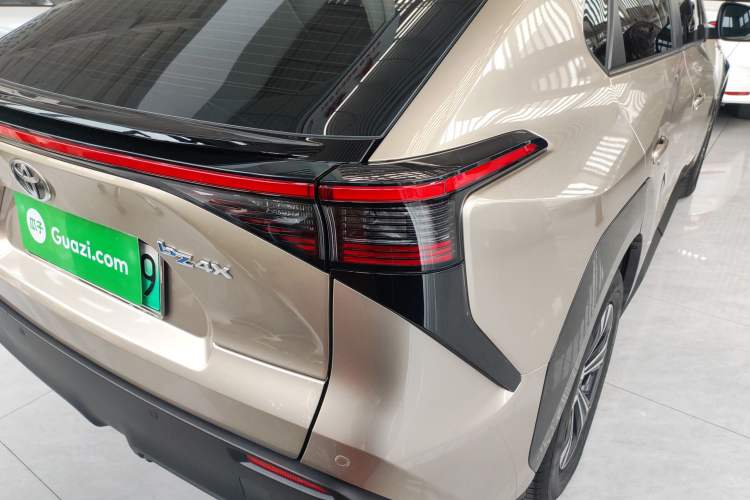 Used Toyota GAC bZ4X 2022 Long-Range Pro Exterior 6