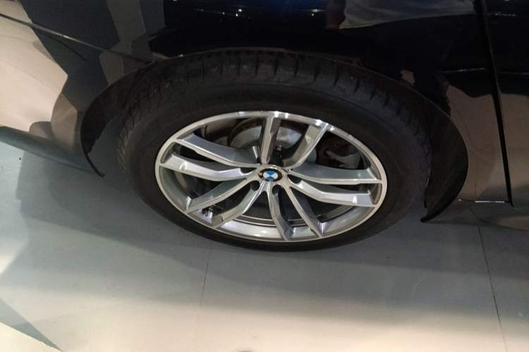 Used BMW 5 Series 2019 525Li M Sport Package
