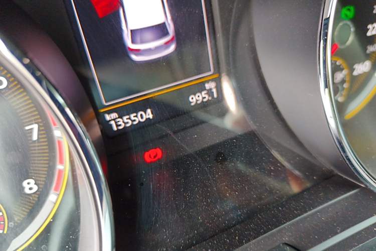 Used Volkswagen Tiguan L 2019 Revised 330TSI Automatic Two-Wheel Drive Smart & Luxury Edition China VI Standard Odometer Close Up