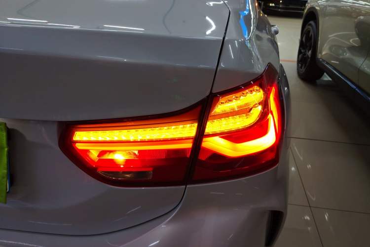 Used BMW 1 Series 2022 125i M Sport Night Edition Right Rear Taillight