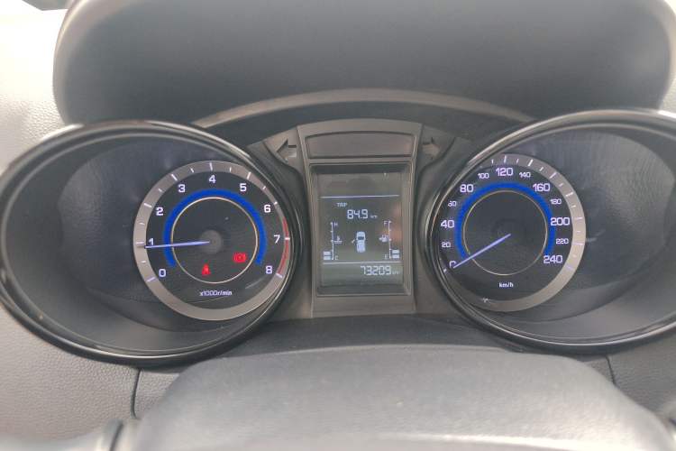 Used CHANGAN CS15 2016 1.5L Manual Fashion Edition
