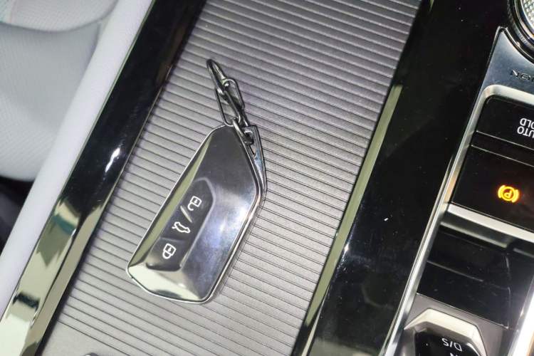 Used Volkswagen Teramont X 2024 380TSI Four-Wheel Drive Longxiang Edition Interior 1