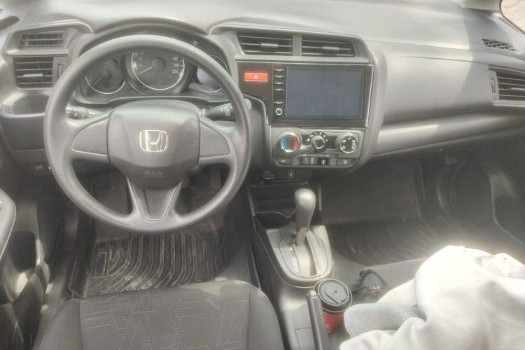 Used Honda Fit 2016 1.5L LXS CVT Comfort Sunroof Version Center Console