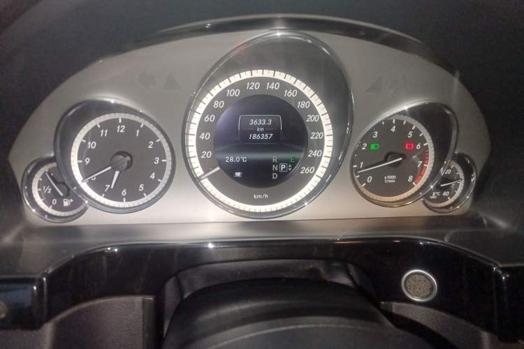 Used Mercedes-Benz E-Class 2013 E 260 L CGI Stylish Model
