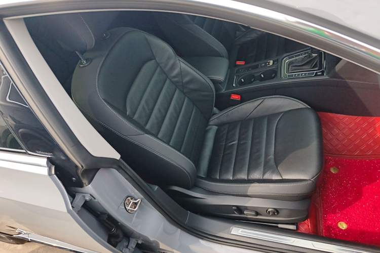 Used Volkswagen FAW-Volkswagen CC 2023 Hunting Vehicle 380TSI Hunter's Heart Edition