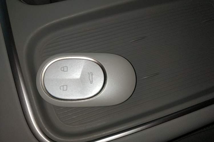 Used Nio ES6 2024 75 kWh