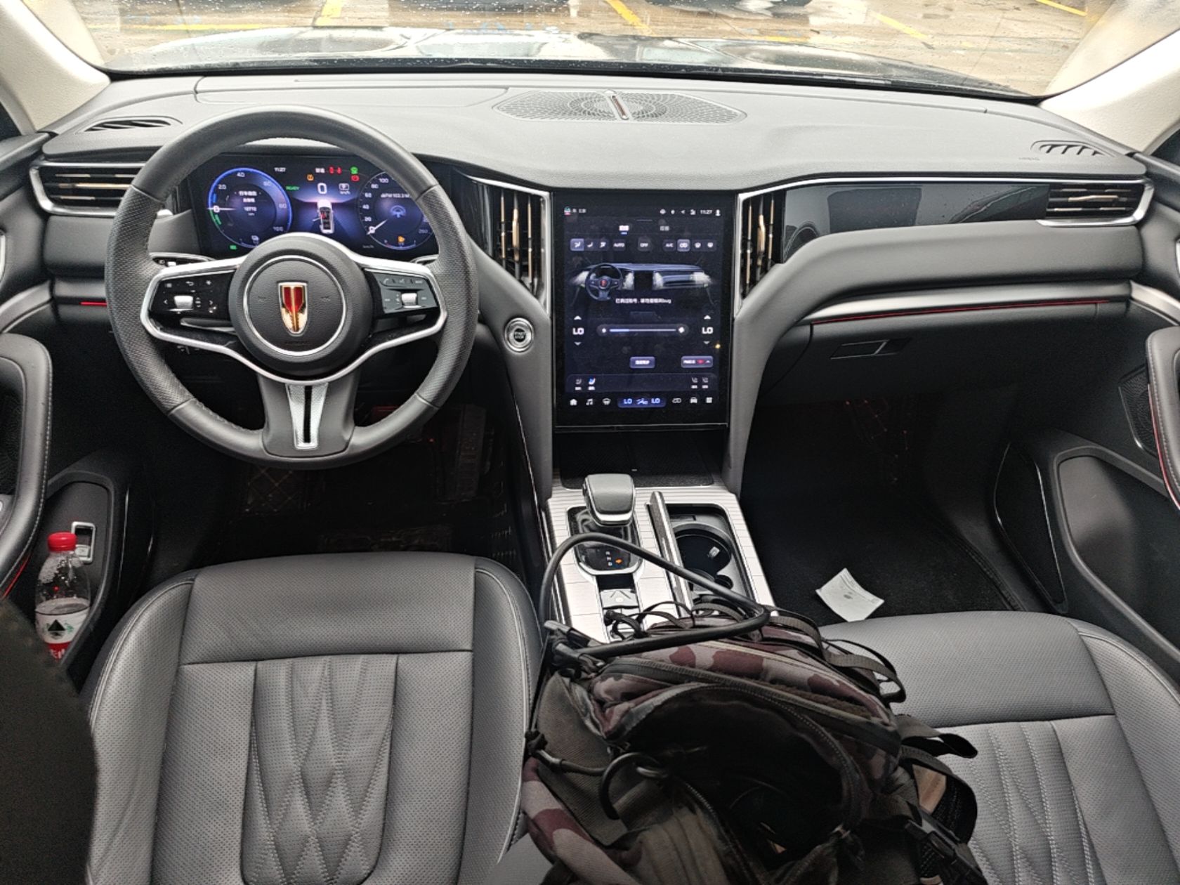 Hongqi HS7 PHEV 2024 2.0T PHEV Four-Wheel Drive Flagship Edition 7 Seats — снимка 12