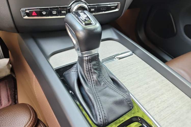 Used Volvo XC60 2020 T5 4x4 Smart Luxury Edition
