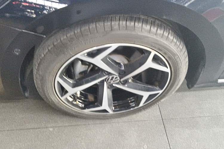 Used Volkswagen Passat 2024 380TSI Starry Dragon Edition
