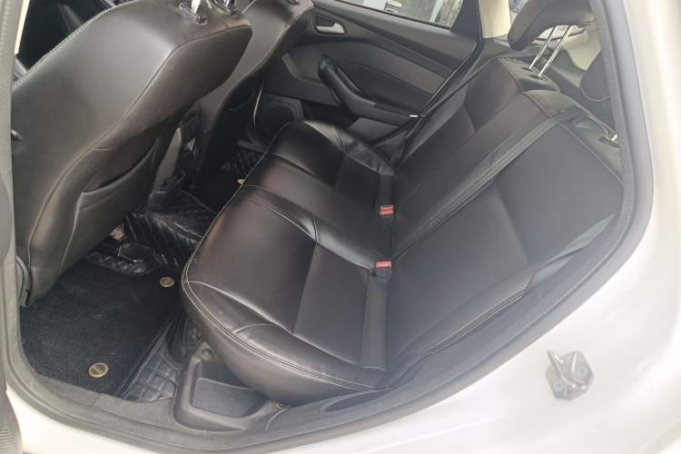 Used Ford Focus 2015 Hatchback 1.6L Automatic Comfort Model
