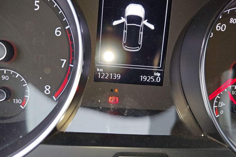 Used Volkswagen Golf 2018 280TSI Automatic R-Line Model
