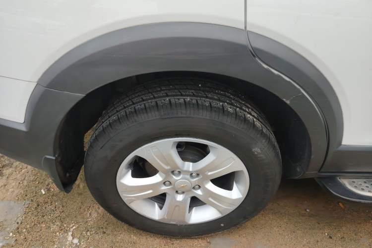 Used Chevrolet Captiva 2015 2.4L Two-Wheel Drive Urban Version 5 Seats