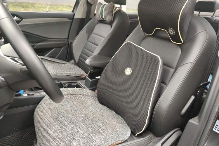 Used Volkswagen Sagitar 2022 280TSI DSG Excellence Edition Left Front Seat