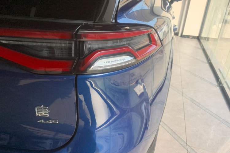 Used BYD Tang New Energy 2022 EV 635 km All-Wheel-Drive Flagship Model