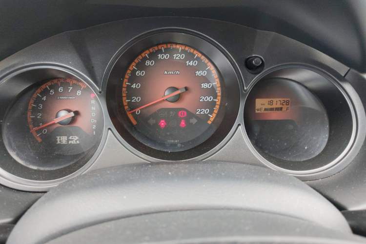 Used Everus S1 2014 1.3L Automatic Comfort Edition
