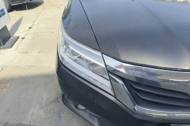 Used Honda Crider 2013 1.8L automatic luxury edition Right Front Headlight