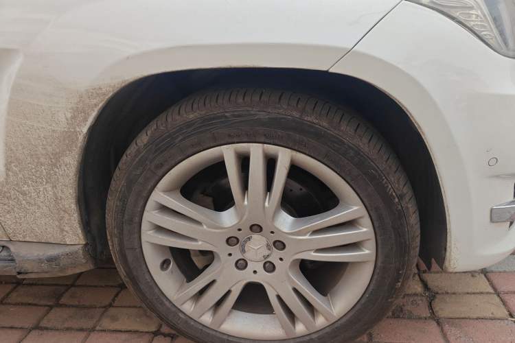 Used Mercedes-Benz GLK-Class 2013 GLK 300 4MATIC Dynamic Edition Right Front Wheel Hub