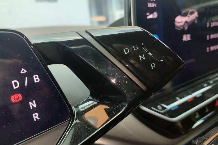 Used Volkswagen ID.4 CROZZ 2022 Long-Range Lite PRO Edition
