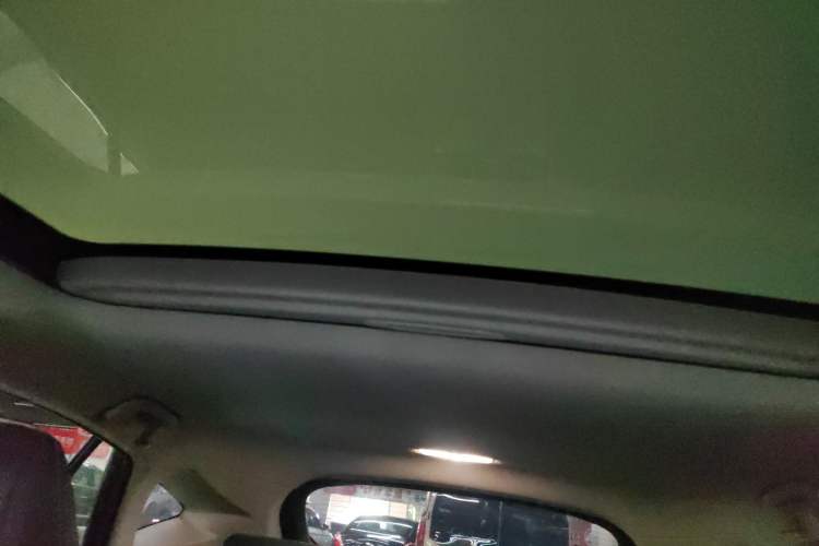 Used Toyota Harrier 2023 2.0L CVT Two-Wheel Drive Luxury Edition
