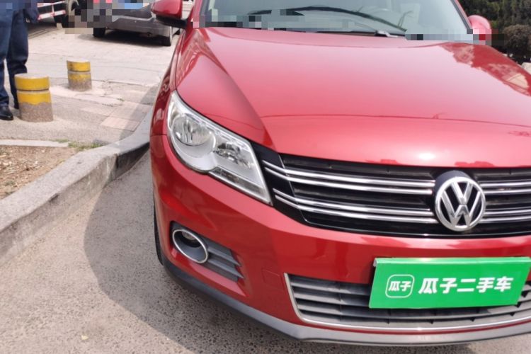 Used Volkswagen Tiguan 2012 1.8TSI Automatic All-Wheel Drive Elite Edition Right Front Headlight